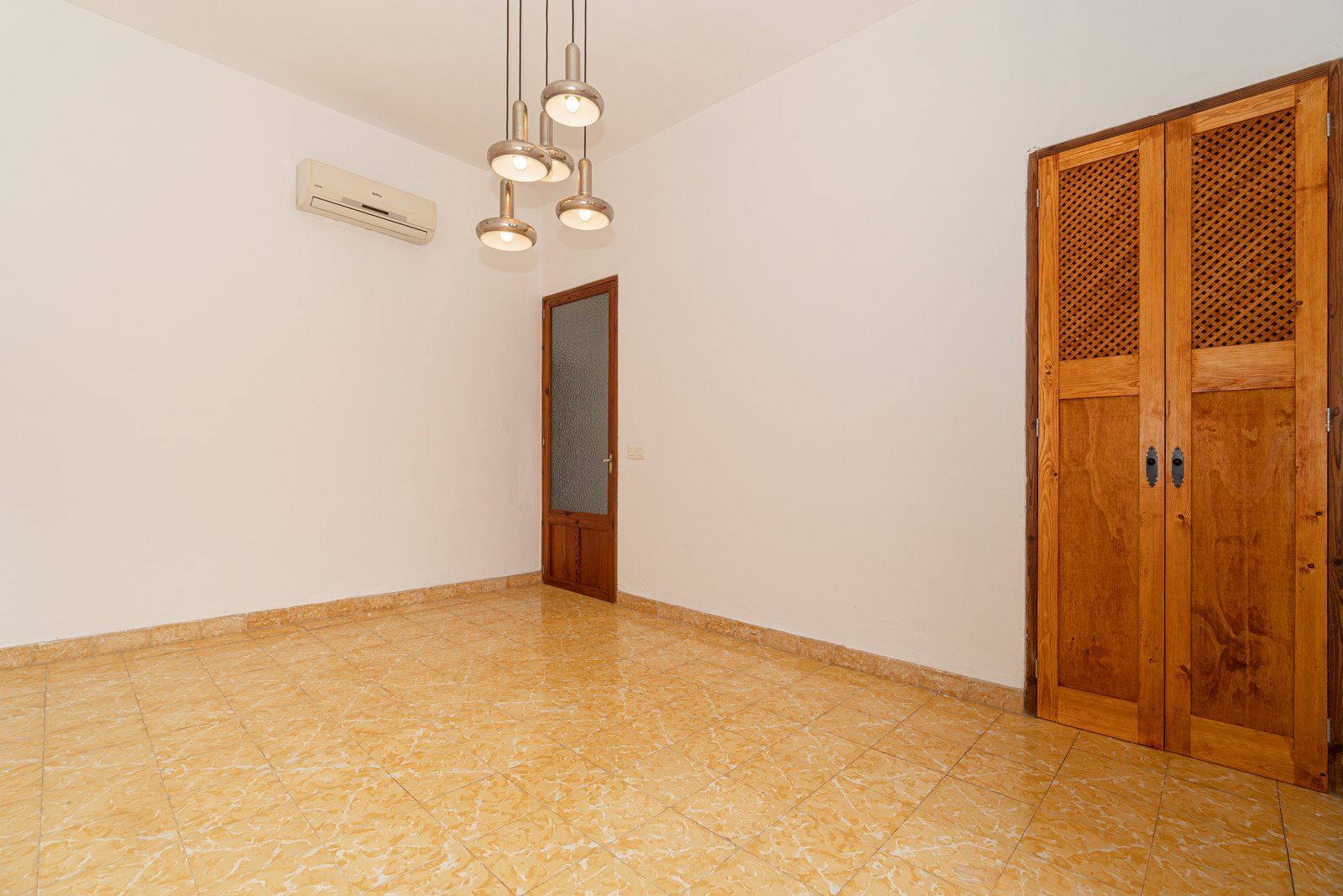 Casa de pueblo en alquiler en Santanyí con terrazas y buhardilla