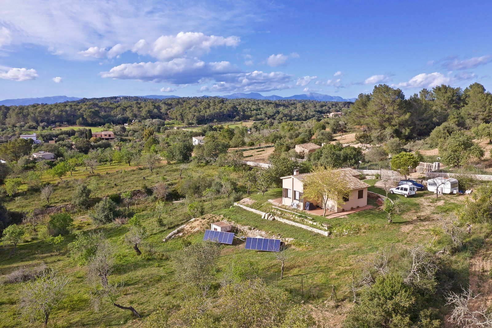 Casa de campo en Llucmajor con vistas a la montaña y 14.000 m²