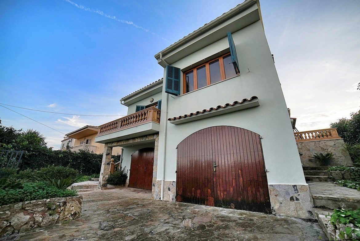 Haus zur Miete in Portocolom mit Garten & XXL-Garage