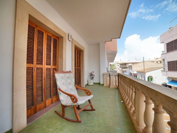 Alquiler de gran piso en Colonia de Sant Jordi: 168 m² y terraza de 100 m²
