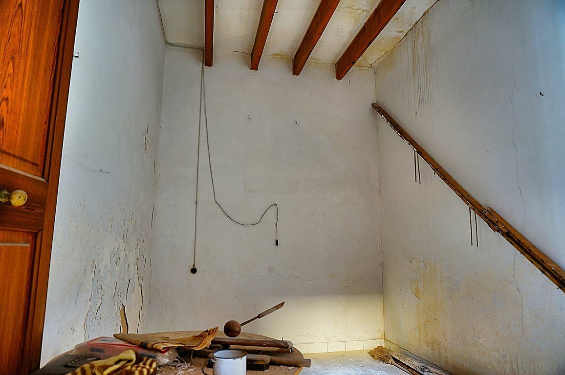 Townhouse for Full Renovation in Llucmajor With Patio | 161 m²