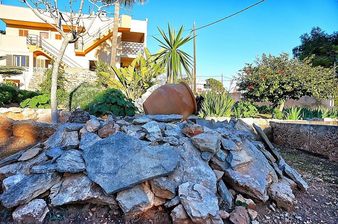 Apartamento con vistas al mar en alquiler en Cala Llombards