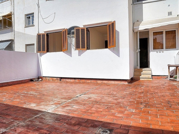 Piso con gran terraza y balcón en venta en Palma de Mallorca