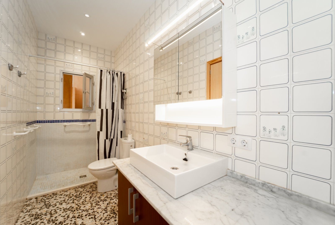 Alquiler casa de pueblo en Campos: planta baja 154 m² con gran patio