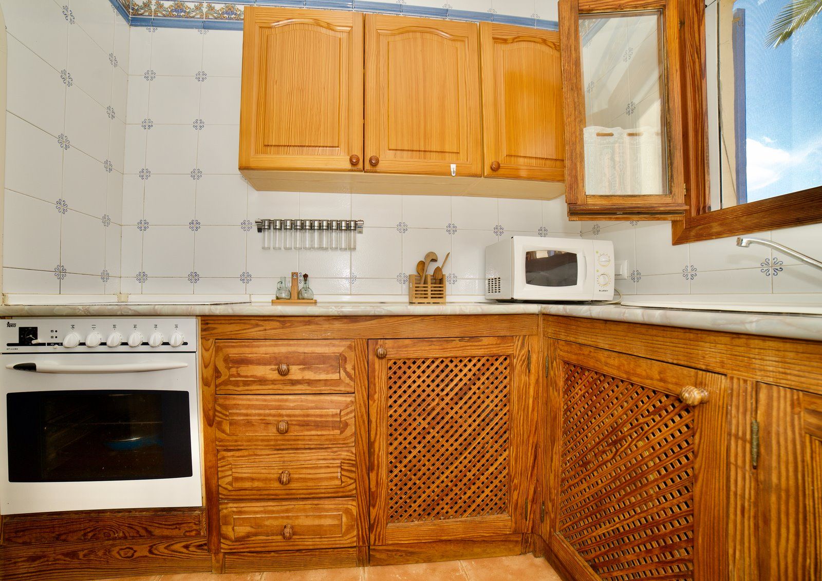 20-2033-Villasyfincasmallorca.jpeg Chalet amueblado en alquiler cerca de Cala Santanyí con jardín