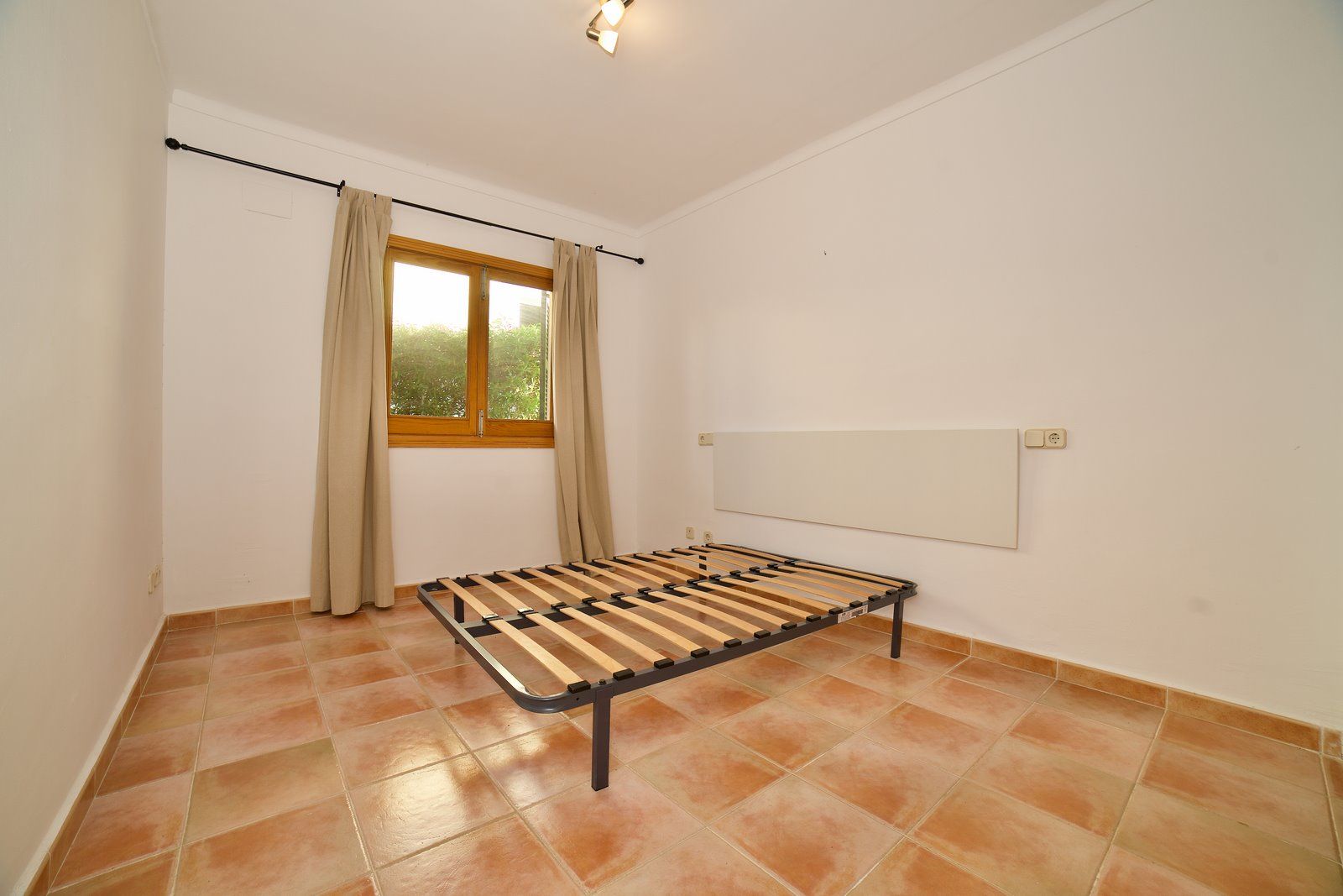 Chalet with Private Pool for Rent in Cala Anguila, Mallorca