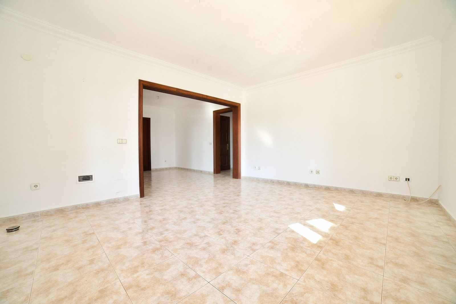 20-2039-Villasyfincasmallorca.jpeg Sea View Ground-Floor Apartment for Rent in Cala Santanyí