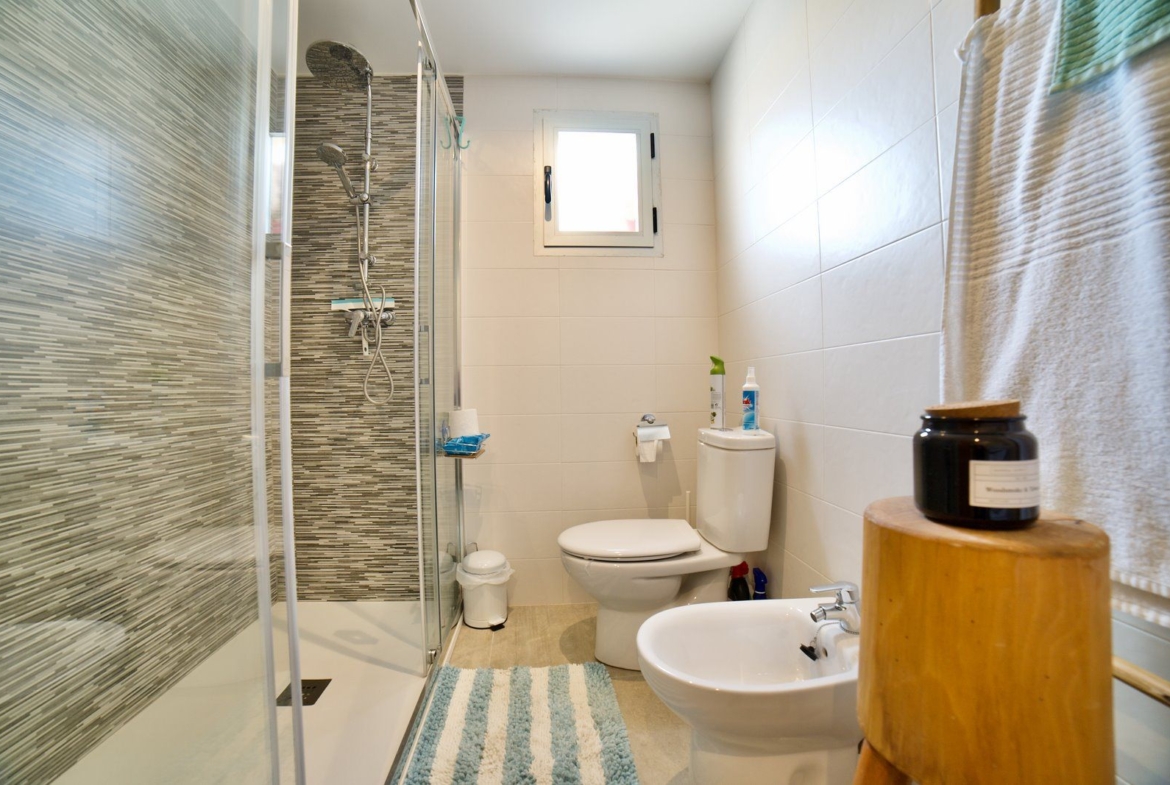Renovated Village House with Garden for Rent in Ses Salines