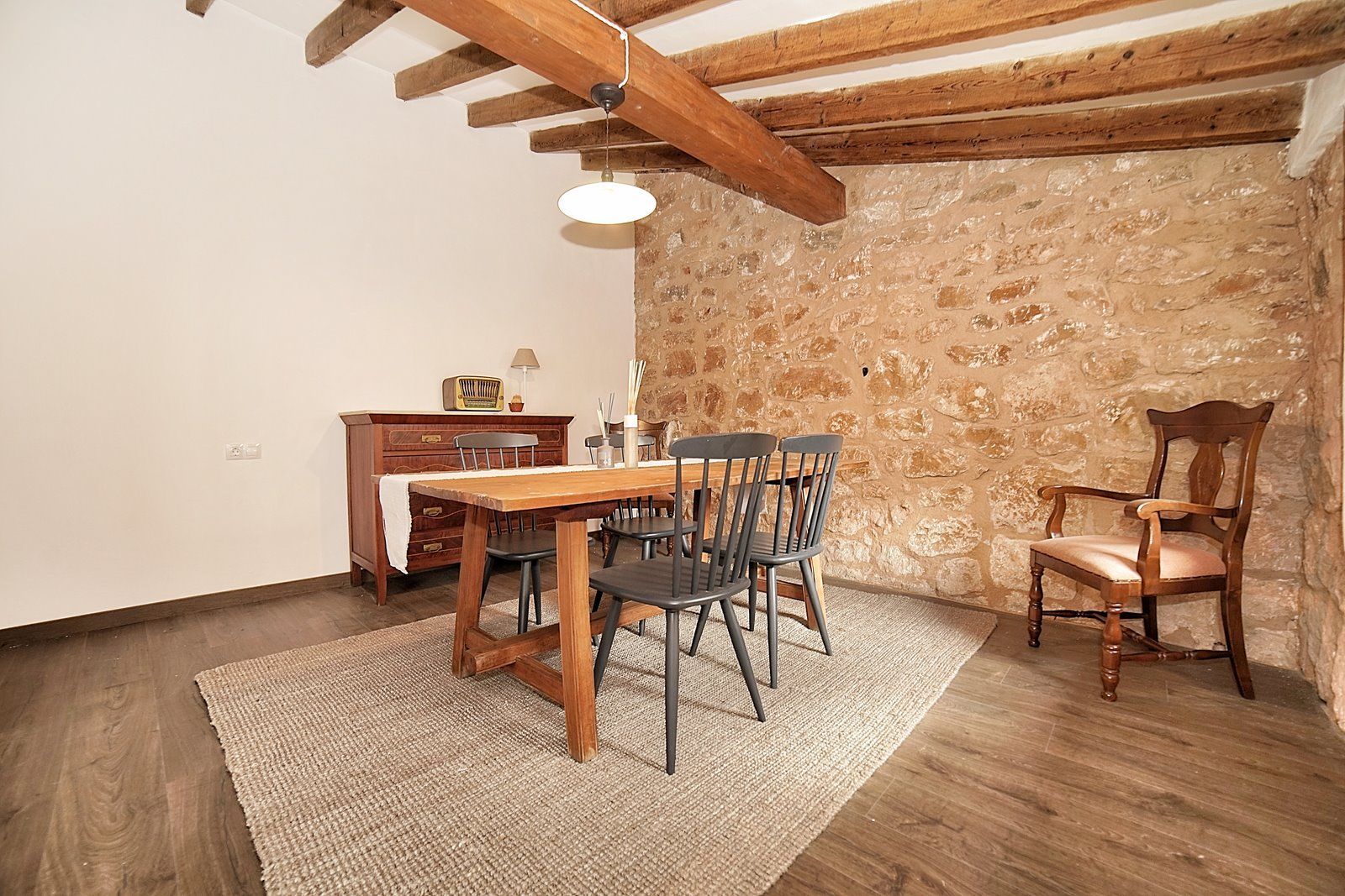 Casa de pueblo en alquiler en Ses Salines con jardín y terraza