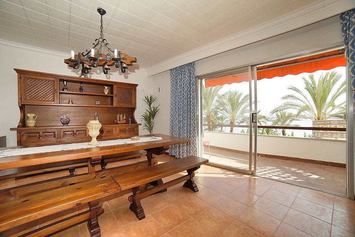 Piso en primera línea en el Puerto de Alcudia con vistas al mar
