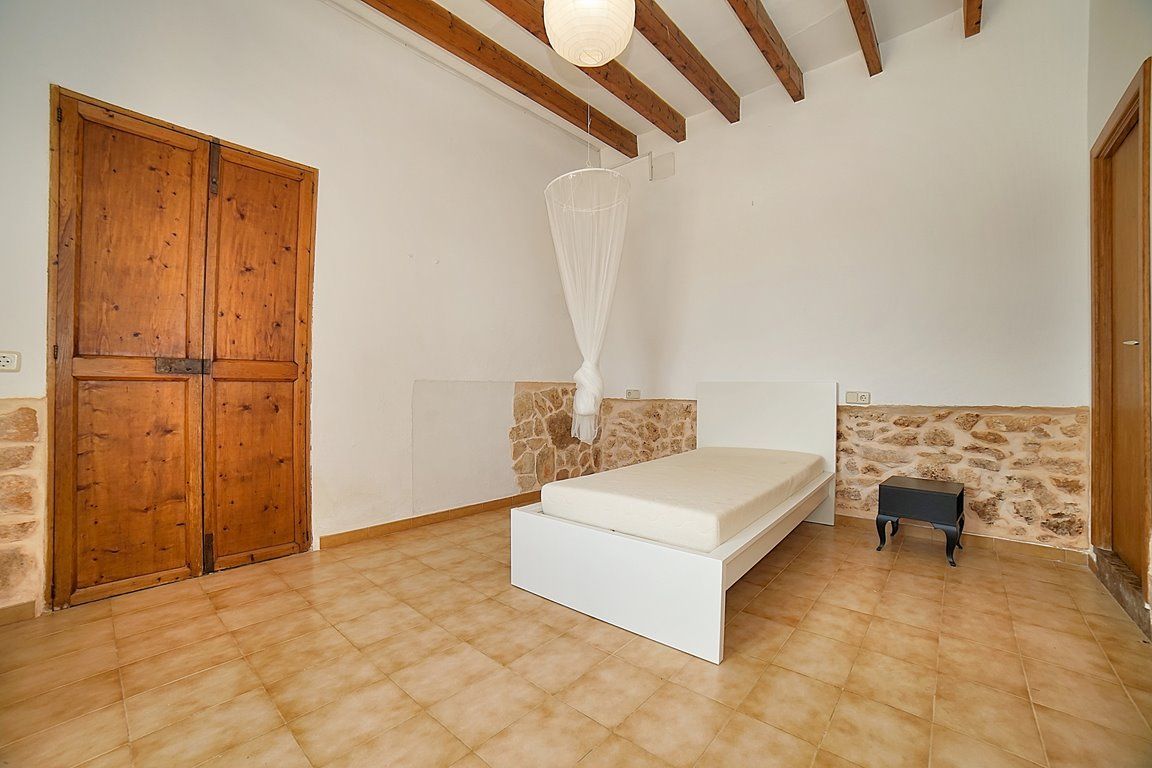 Country House with Pool for Rent Near Santanyí, Mallorca
