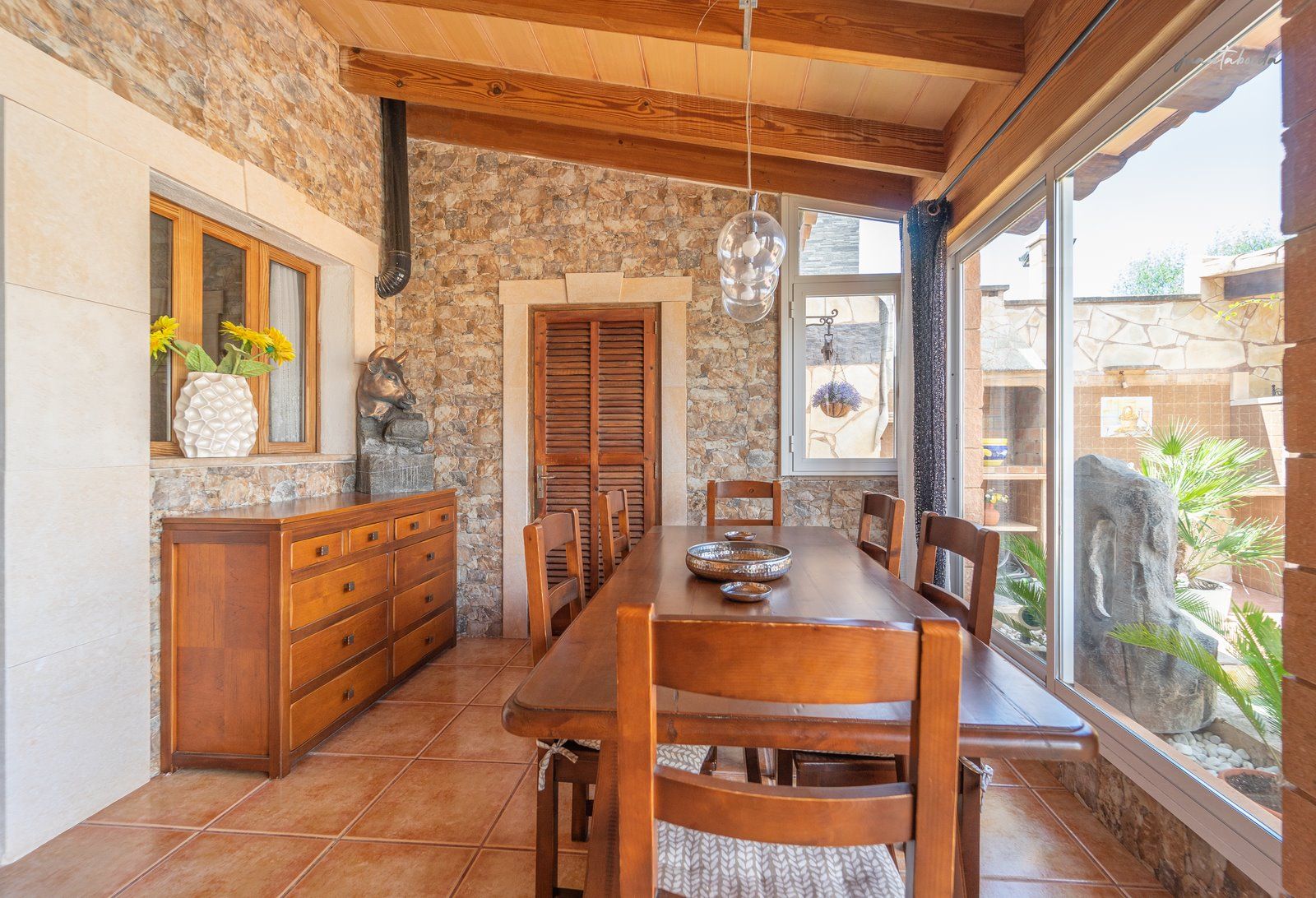 Casa con piscina en alquiler en Ses Salines – encanto y confort