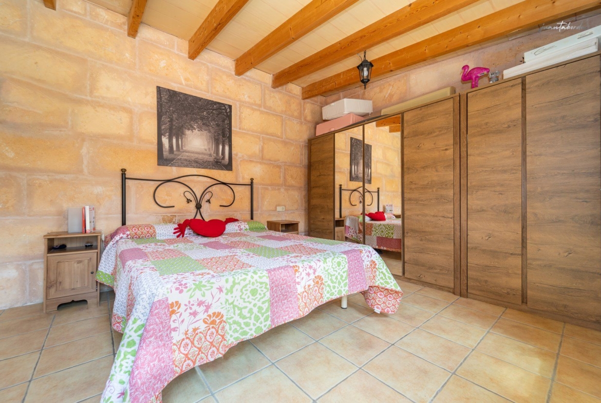Casa con piscina en alquiler en Ses Salines – encanto y confort