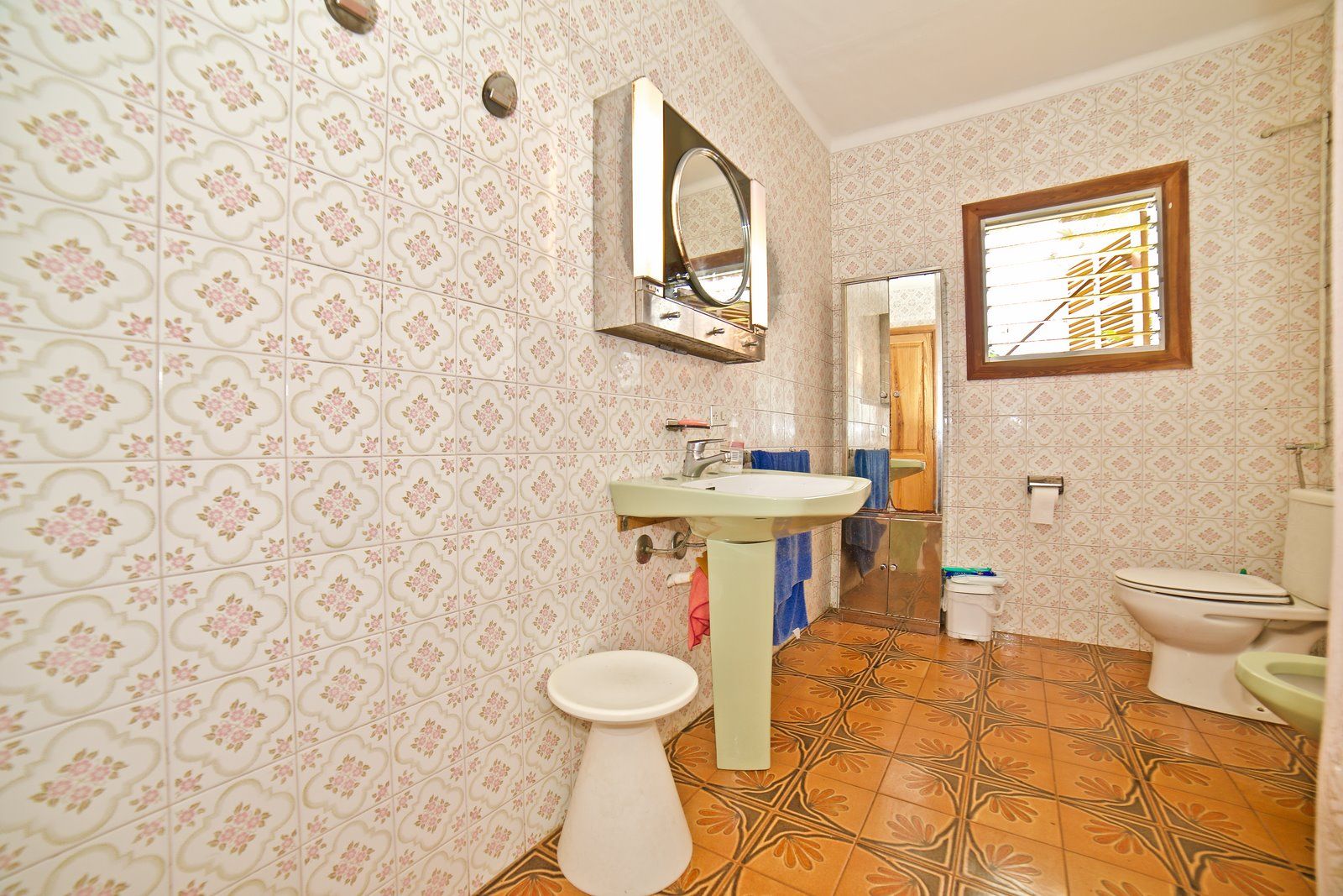 Spacious House With Garden & Terraces in Cala Santanyí, 3 Min to Beach