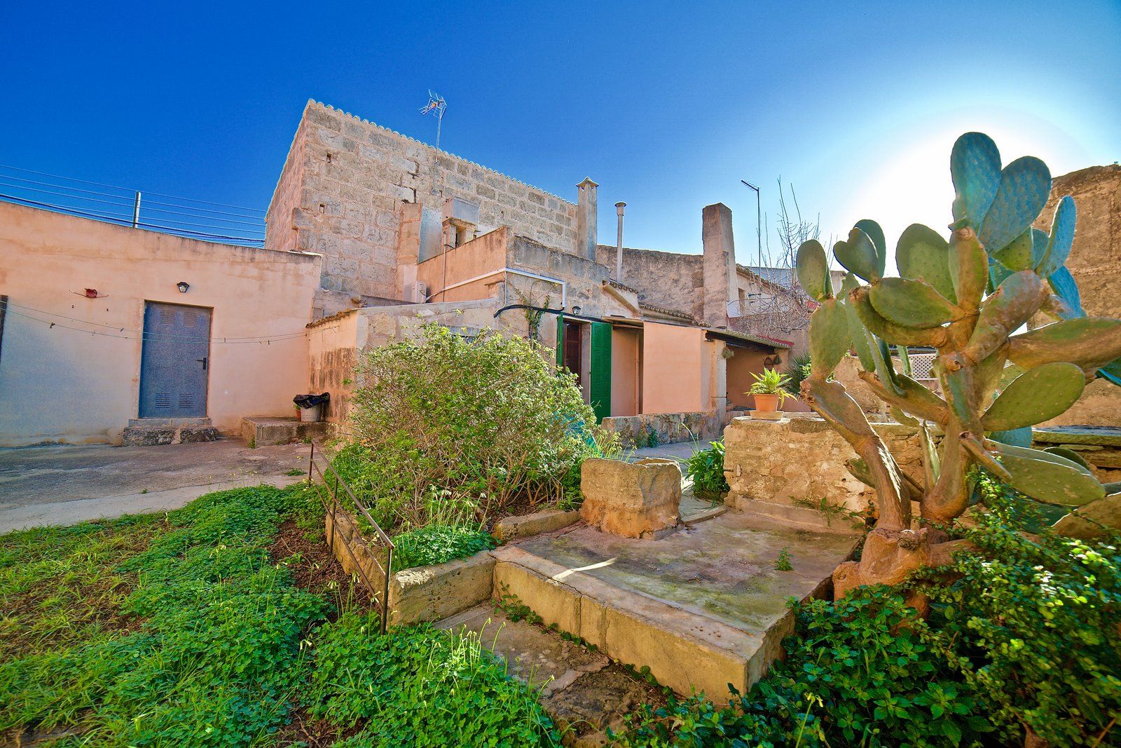 Casa de pueblo con jardín y garaje en Ses Salines