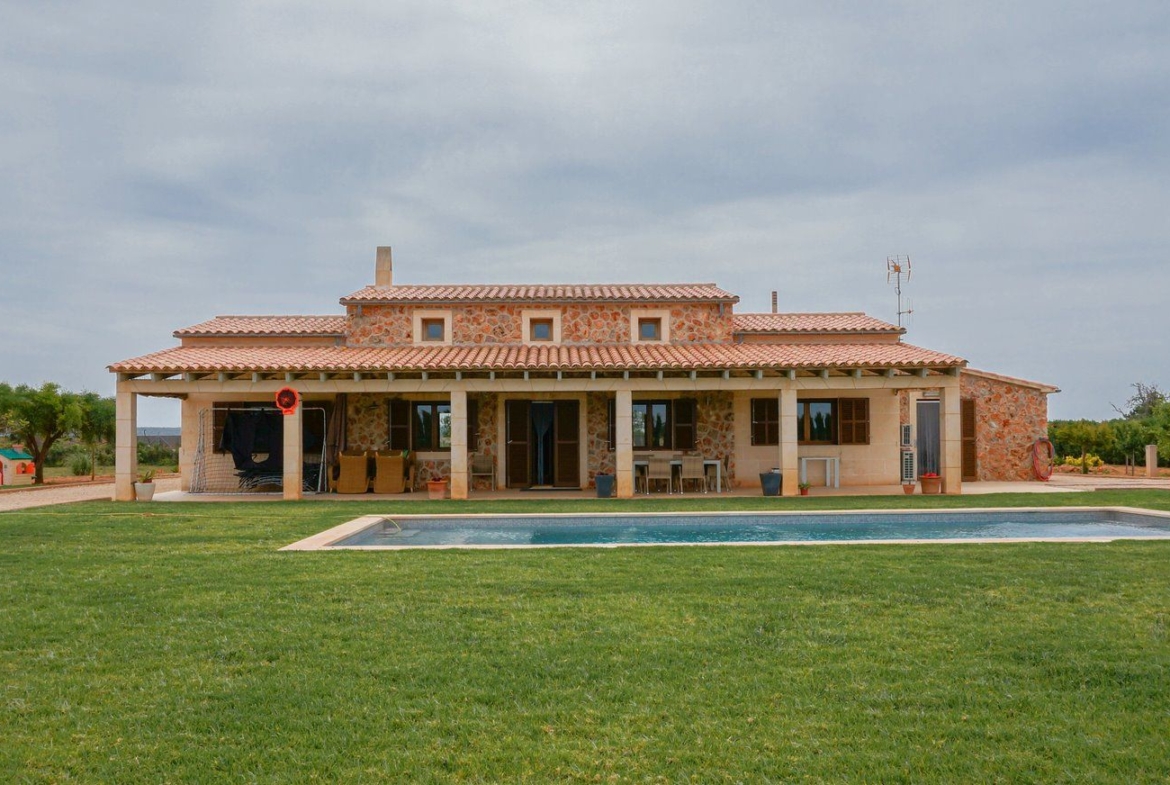 Country Home Near Es Trenc Beach With Pool | Campos
