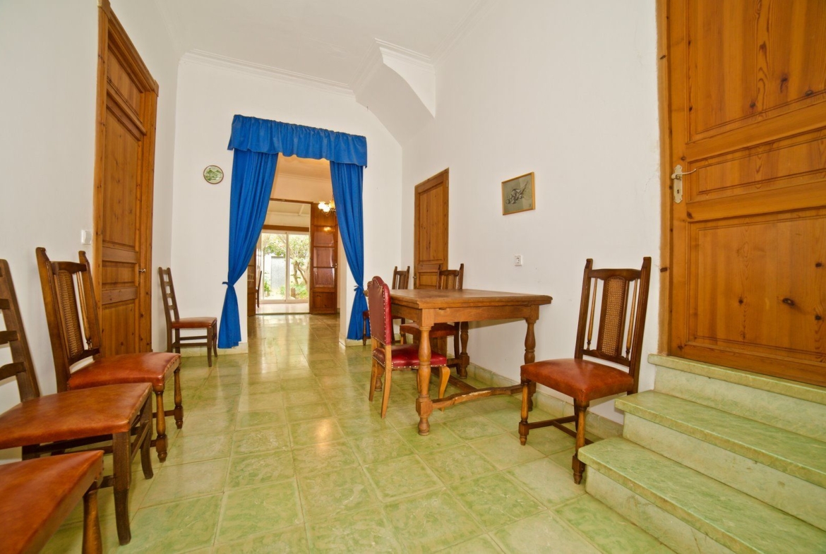 Village House for Rent in Campos with Courtyard and Terrace