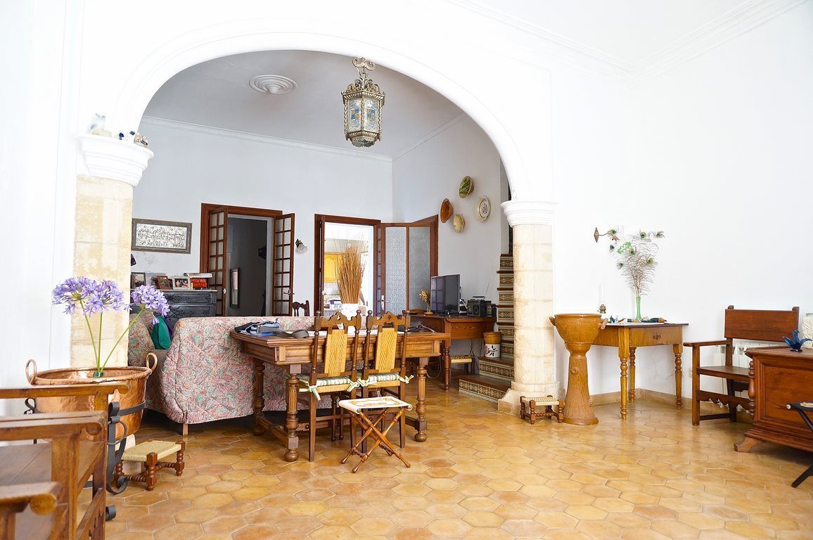 Town House with Garden, Terrace and Views in Ses Salines | 260 m²