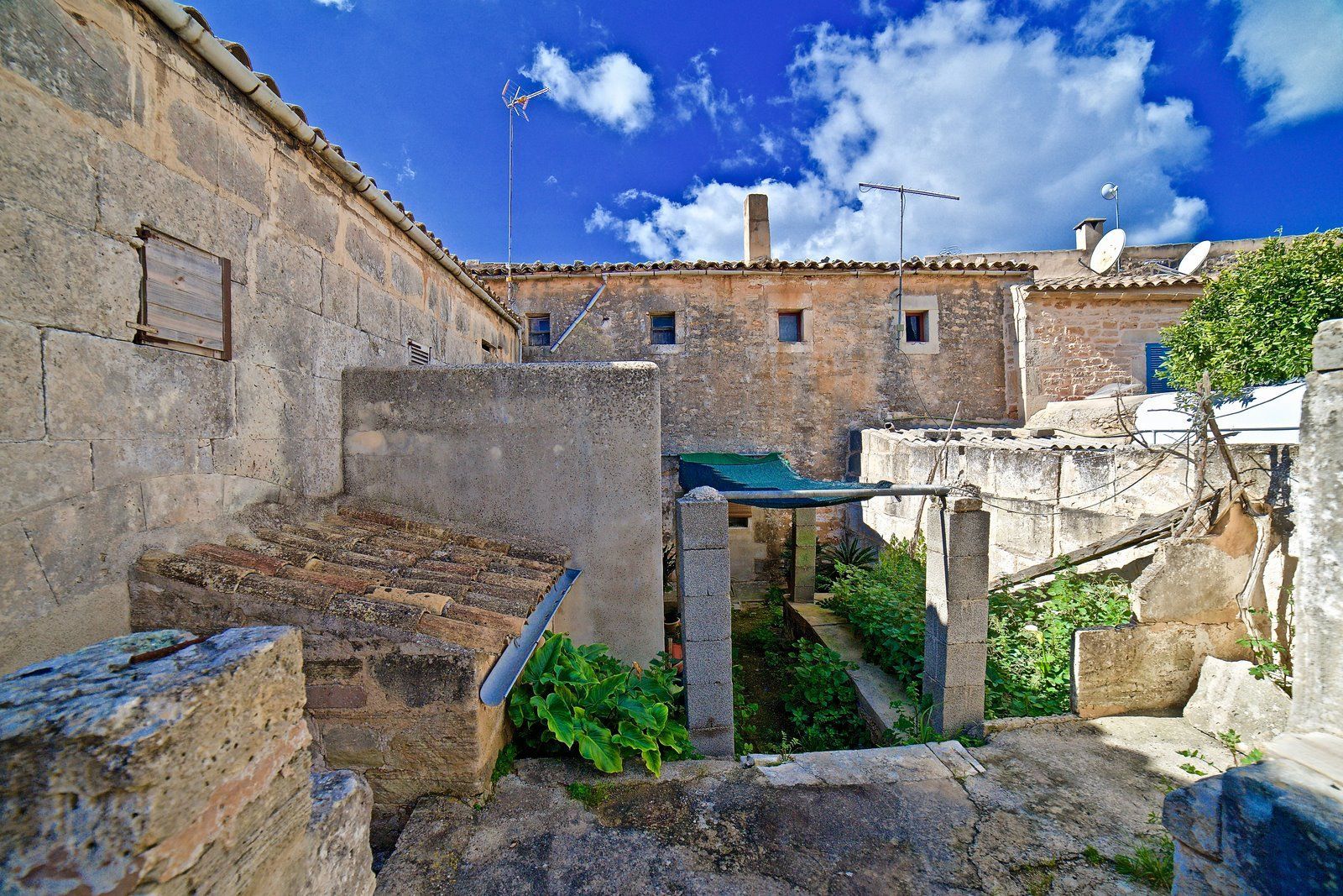 21-Villasyfincasmallorca-5.jpg Casa de pueblo con patio y 6 dormitorios en Ses Salines