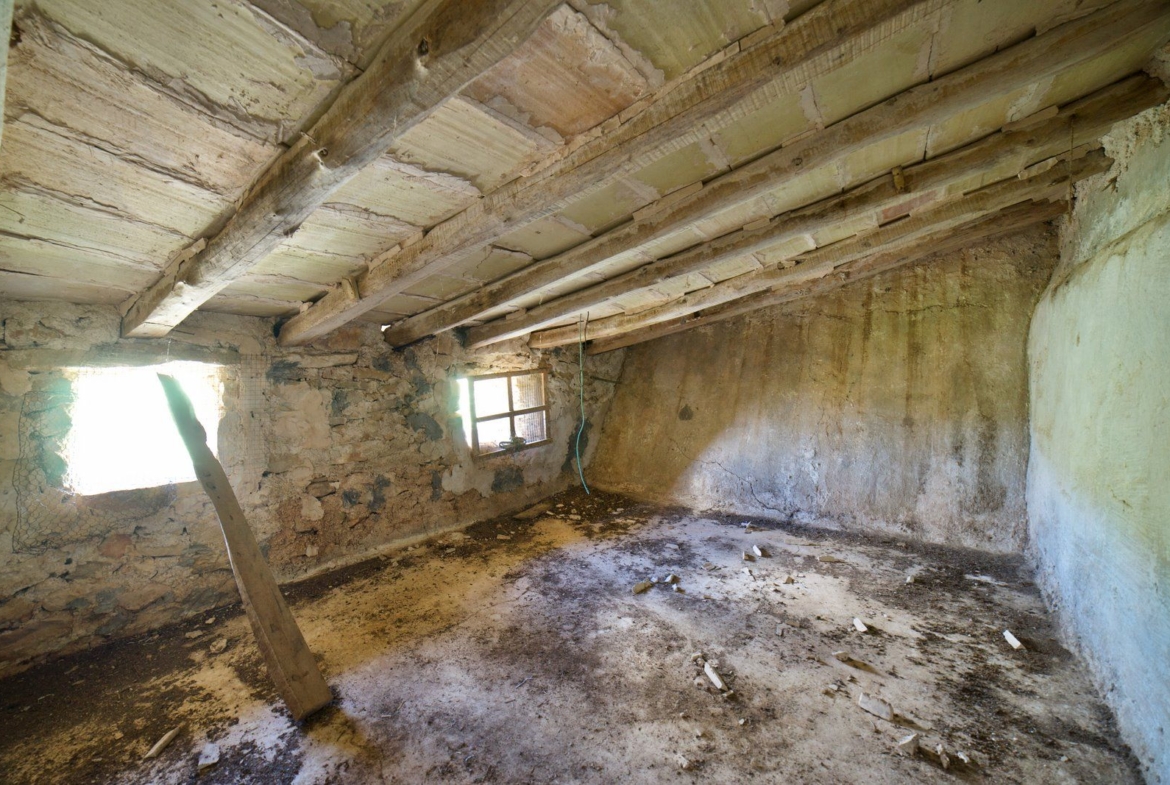 Centuries-Old Stone Farmhouse for Sale Near Es Carritxó, Felanitx