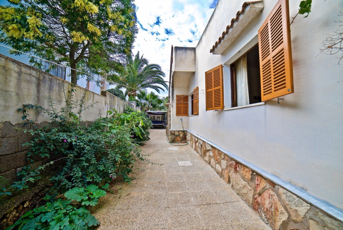Spacious House With Garden & Terraces in Cala Santanyí, 3 Min to Beach