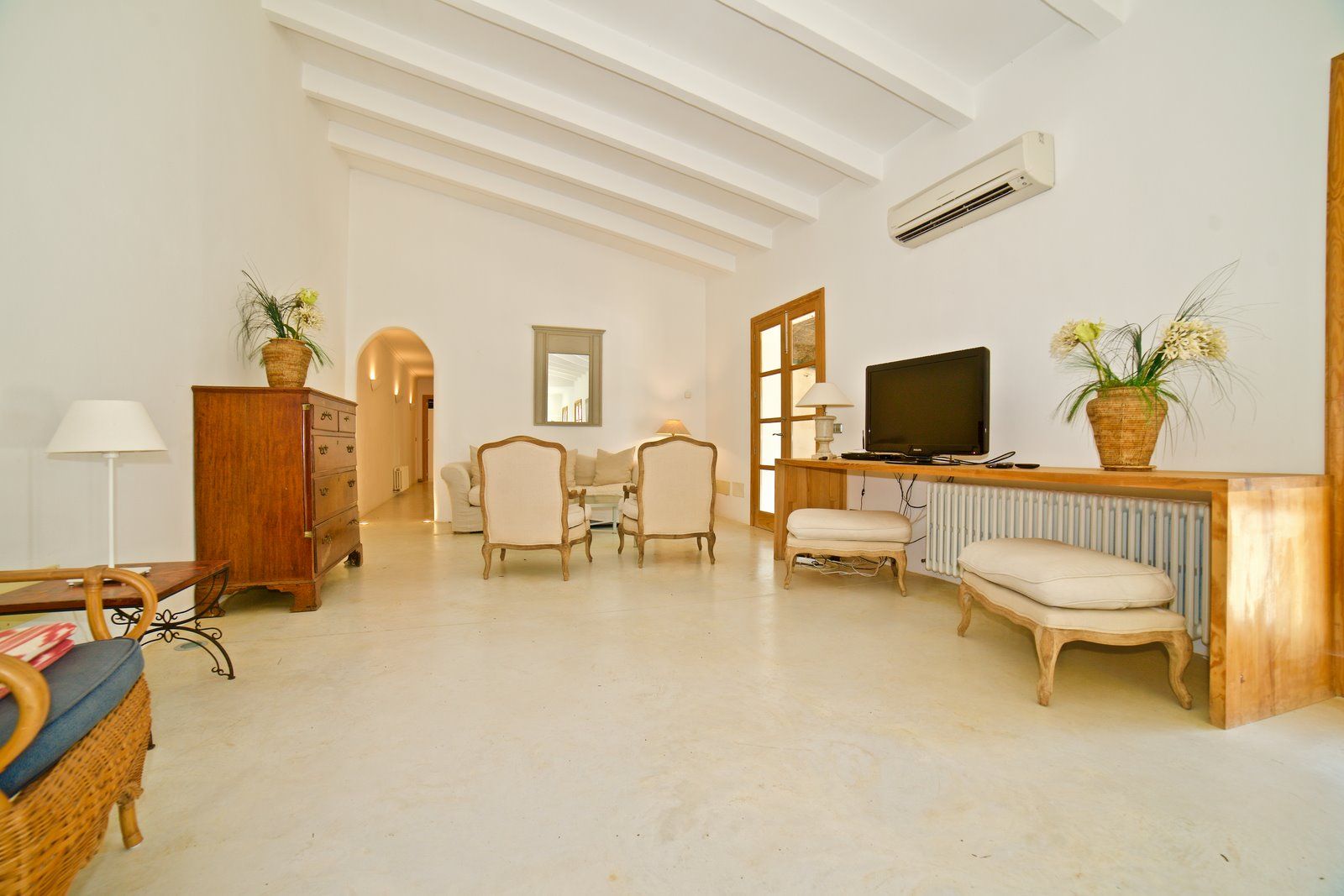 22-1166-Villasyfincasmallorca.jpg Chalet mit Pool zur Saisonmiete in Es Llombards, Südost-Mallorca