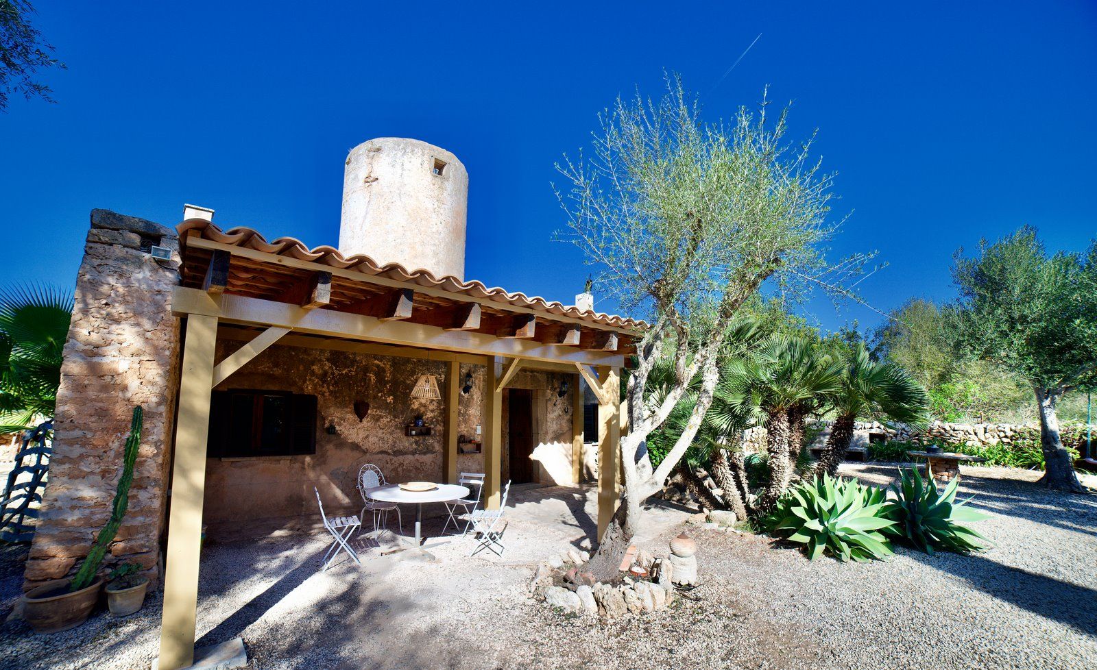 22-2032-Villasyfincasmallorca.jpeg Restored Windmill with Garden, Pool & Guest House in Ses Salines