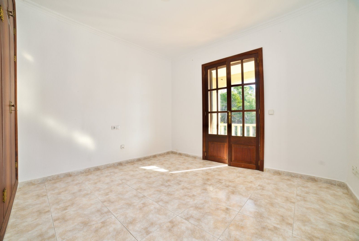 Sea View Ground-Floor Apartment for Rent in Cala Santanyí