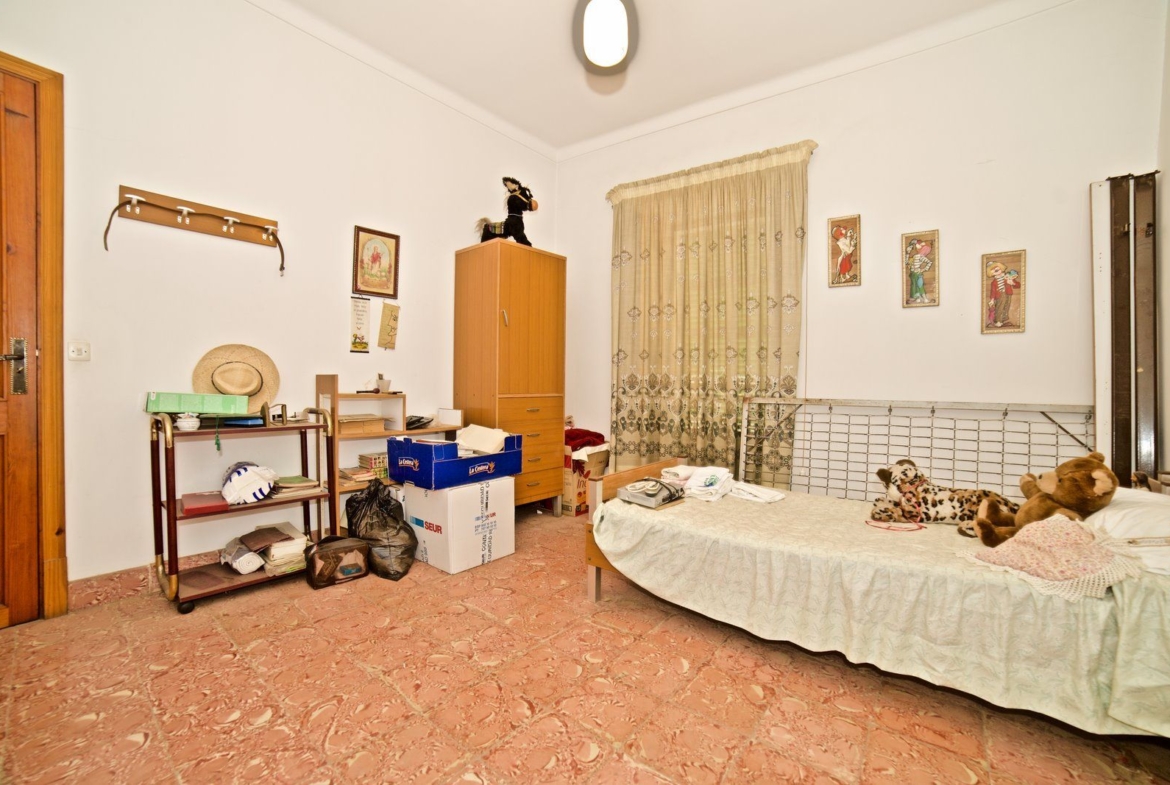 Casa de pueblo en Llucmajor con terraza y 4 habitaciones