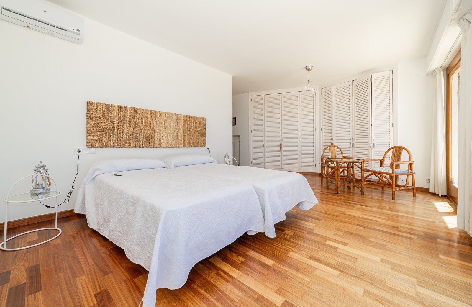 23-1031-Villasyfincasmallorca.jpg Villa en primera línea de mar en Sa Rápita, Campos