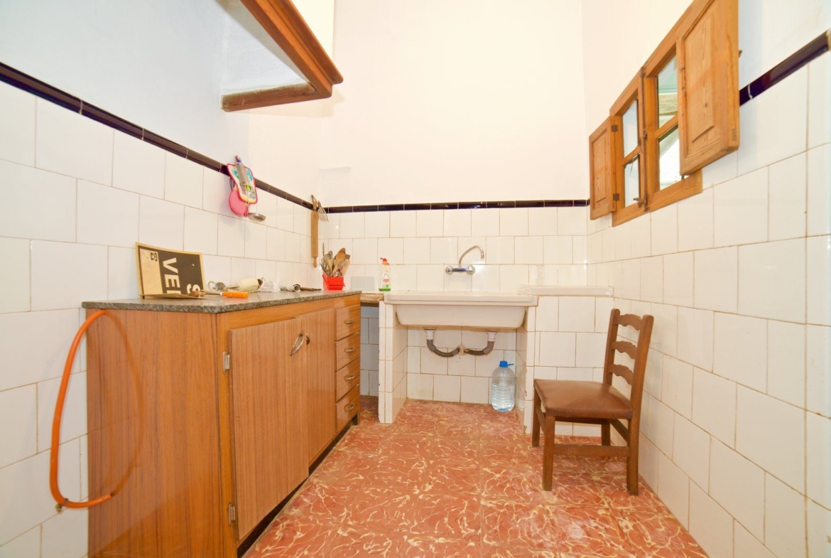 Stadthaus mit Garten und Garage in Campos, Mallorca