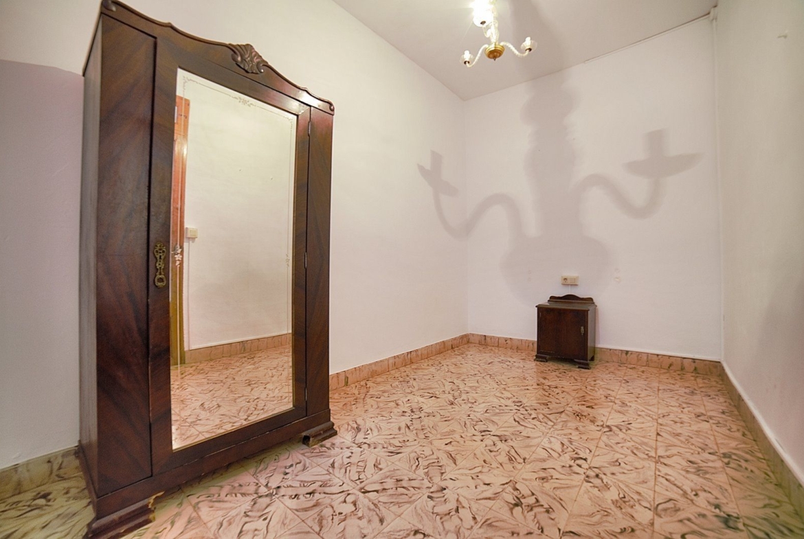 Casa de pueblo en alquiler en Es Llombards con patio y chimenea