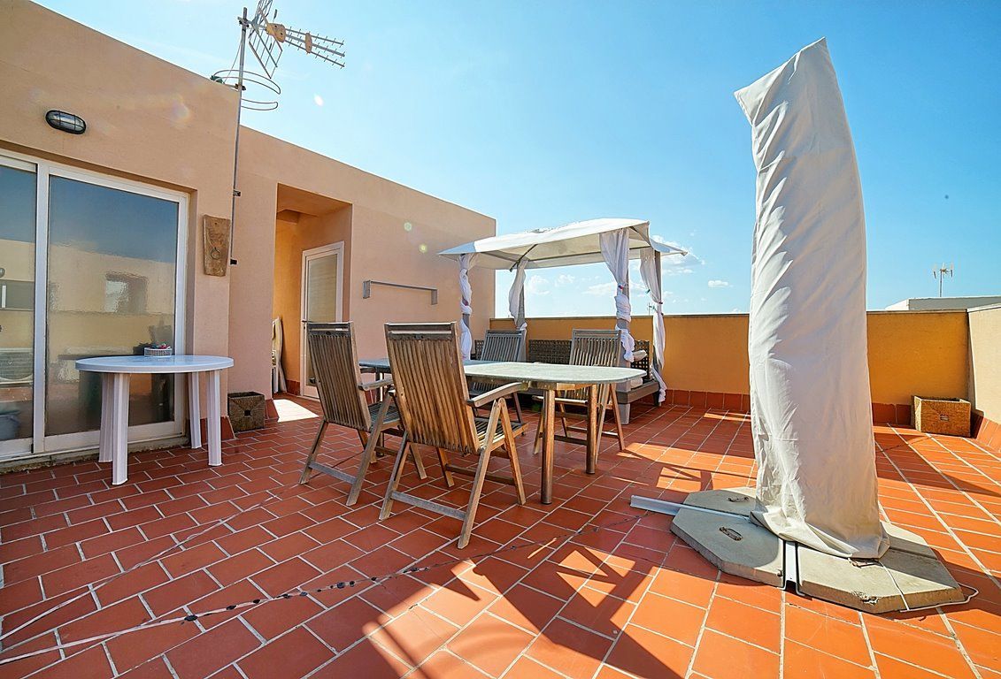 Penthouse mit Meerblick und Terrassen in Colonia de Sant Jordi
