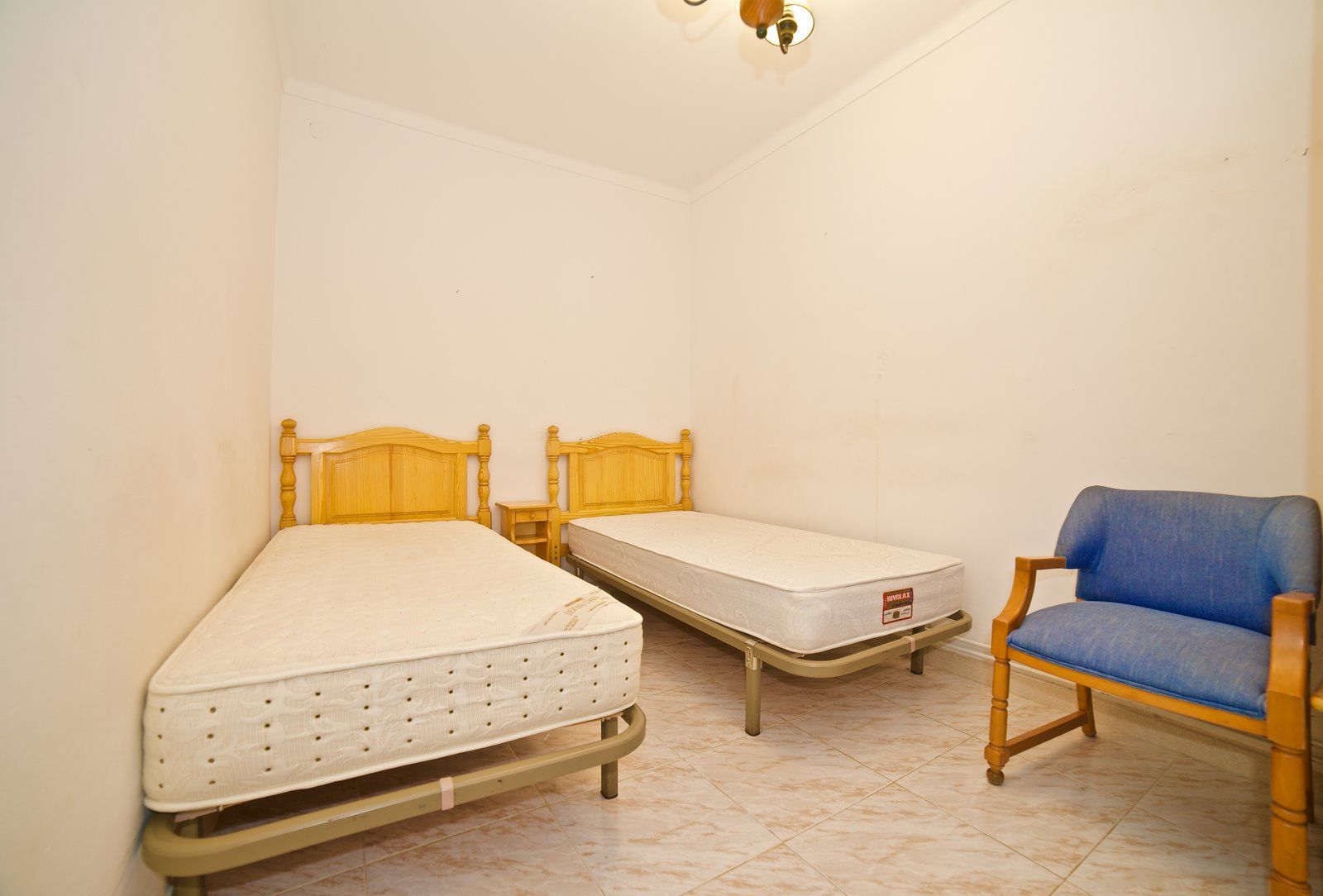 Ground-Floor Apartment with Large Terrace for Rent, Ses Salines