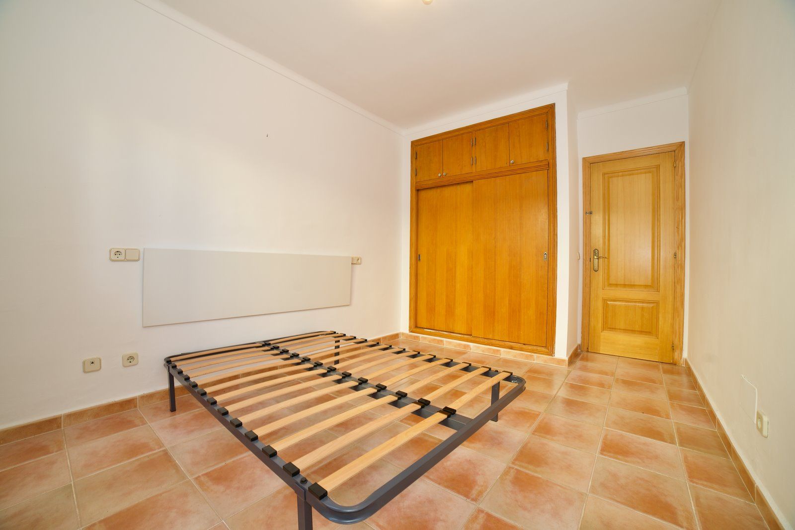 Chalet with Private Pool for Rent in Cala Anguila, Mallorca