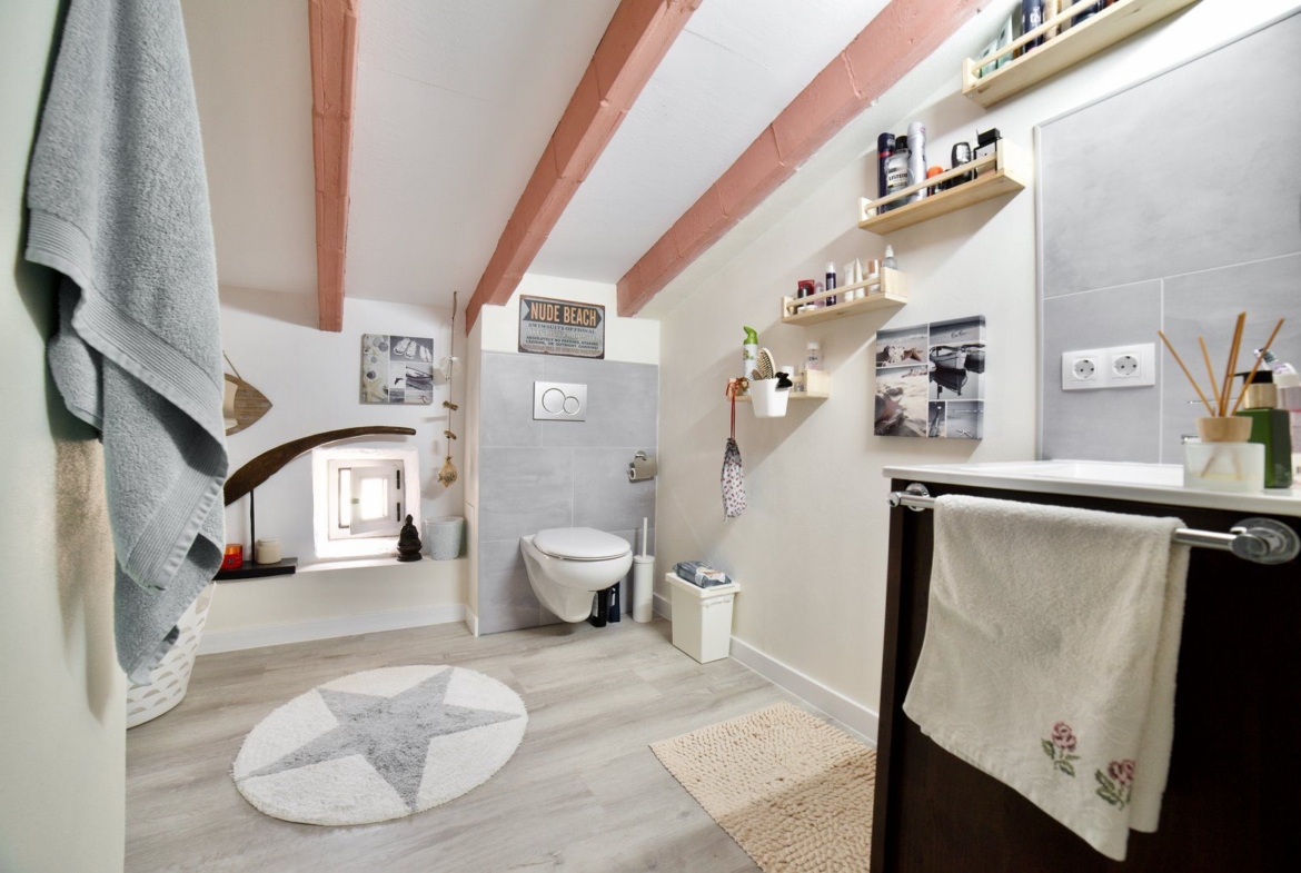 Renovated Village House with Garden for Rent in Ses Salines