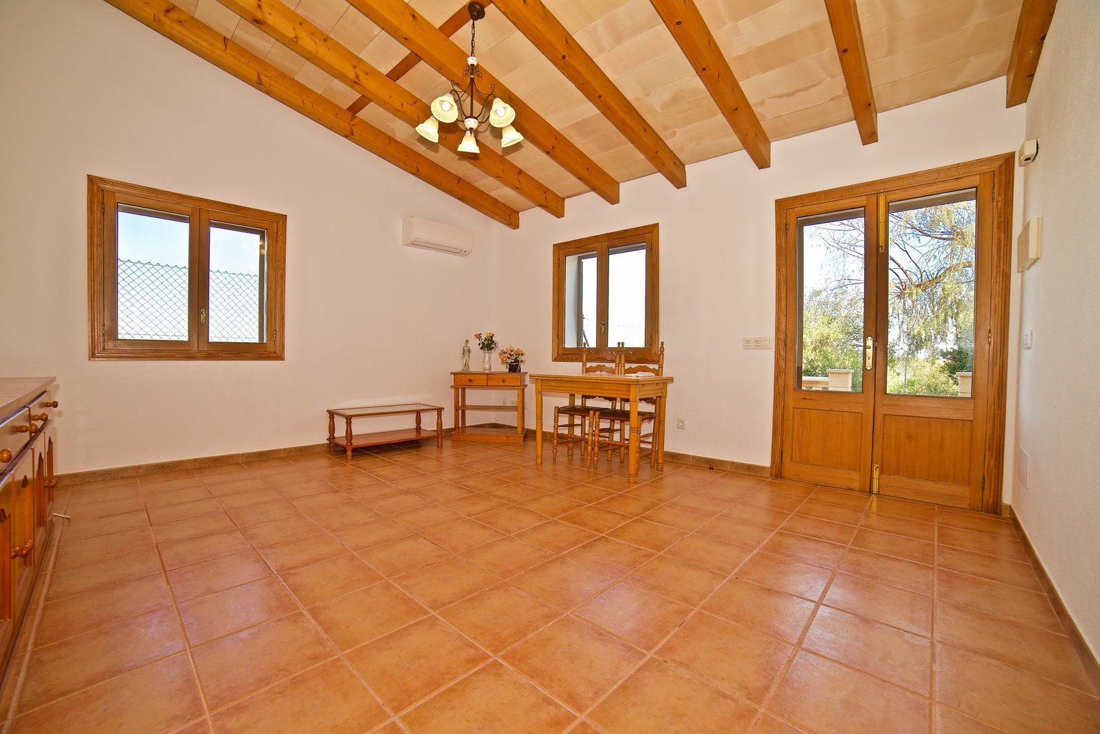24-Villasyfincasmallorca-1.jpg Landhaus zur Miete mit Meerblick bei Ses Salines, Mallorca