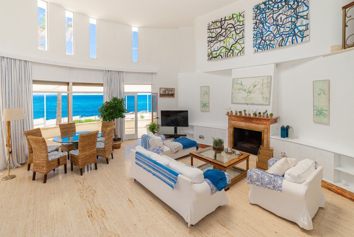 Villa en primera línea de mar en Sa Rápita, Campos