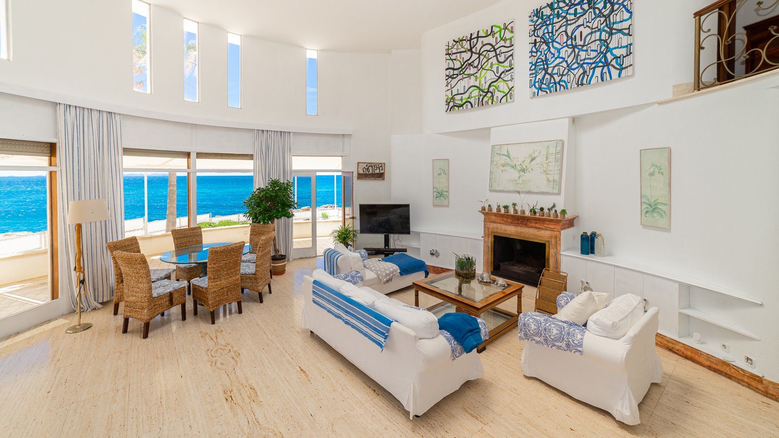 25-1031-Villasyfincasmallorca.jpg Villa en primera línea de mar en Sa Rápita, Campos