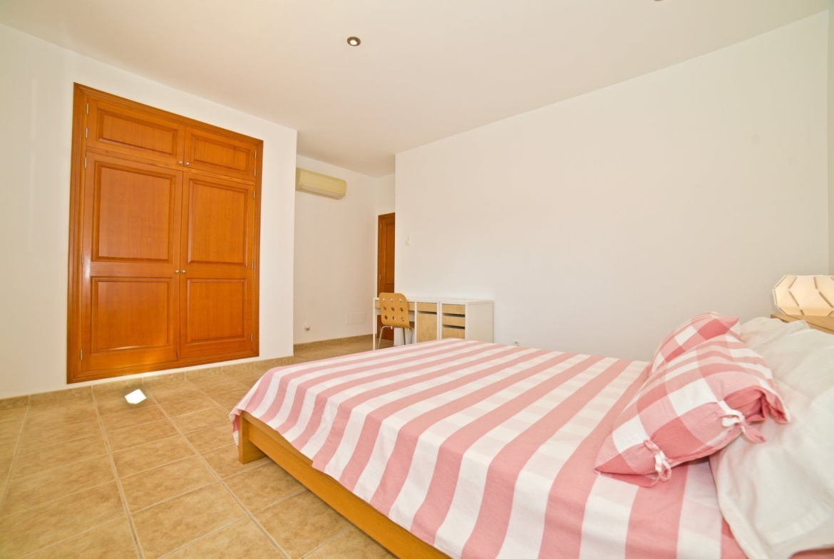 Country Home for Rent with Private Pool Near Campos