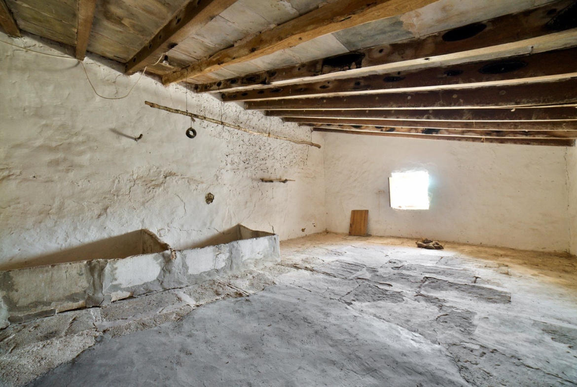 Centuries-Old Stone Farmhouse for Sale Near Es Carritxó, Felanitx