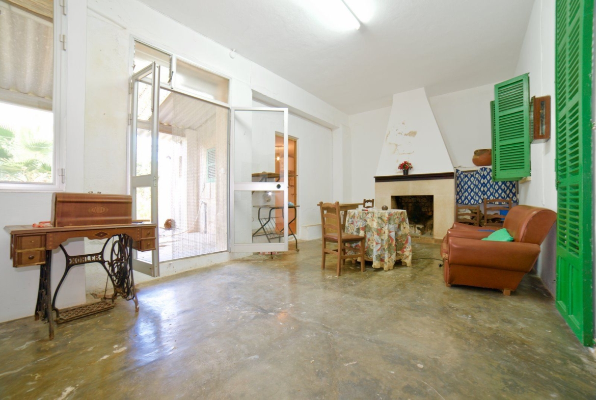 Stadthaus mit Garten und Garage in Campos, Mallorca