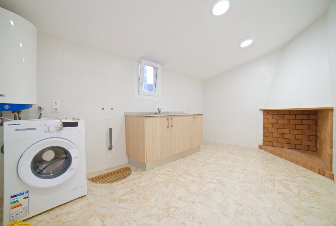 Renovated Village House with Garden & Garage in Santanyí