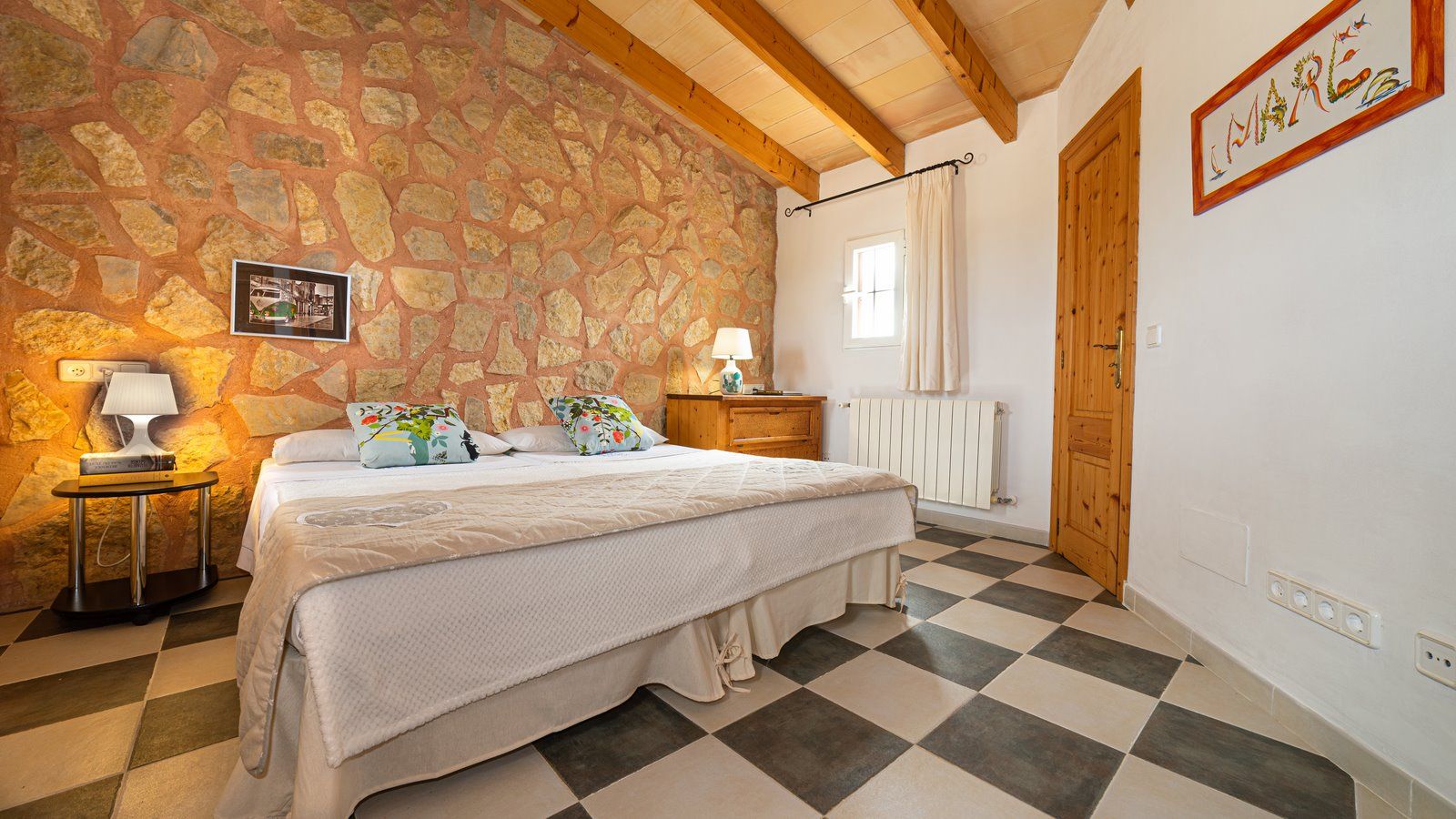 26-1204-Villasyfincasmallorca.jpg Country House for Rent Near Ses Salines With Pool