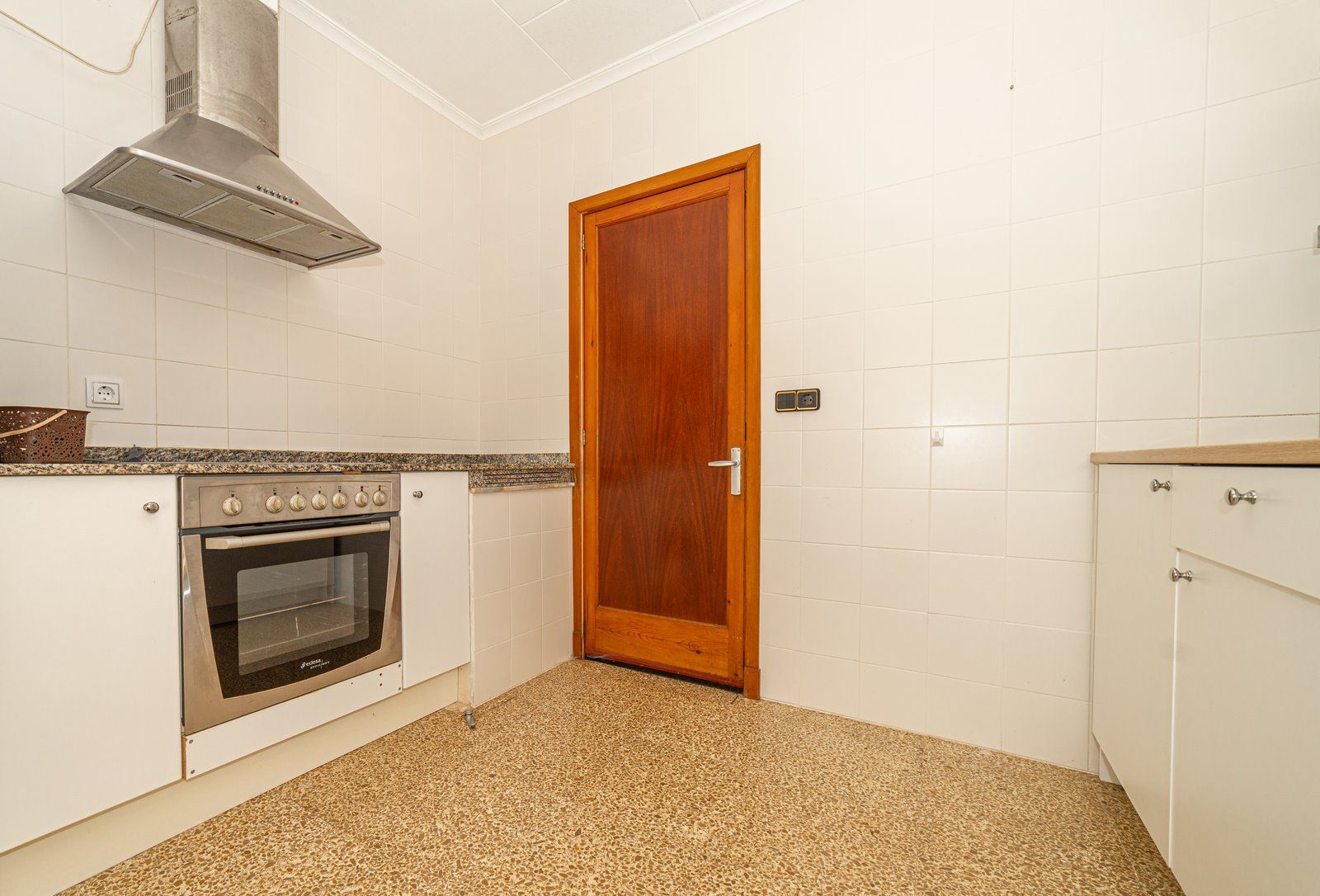 26-1218-Villasyfincasmallorca.jpg Private Villa with Pool & Garden in Portopetro, Mallorca