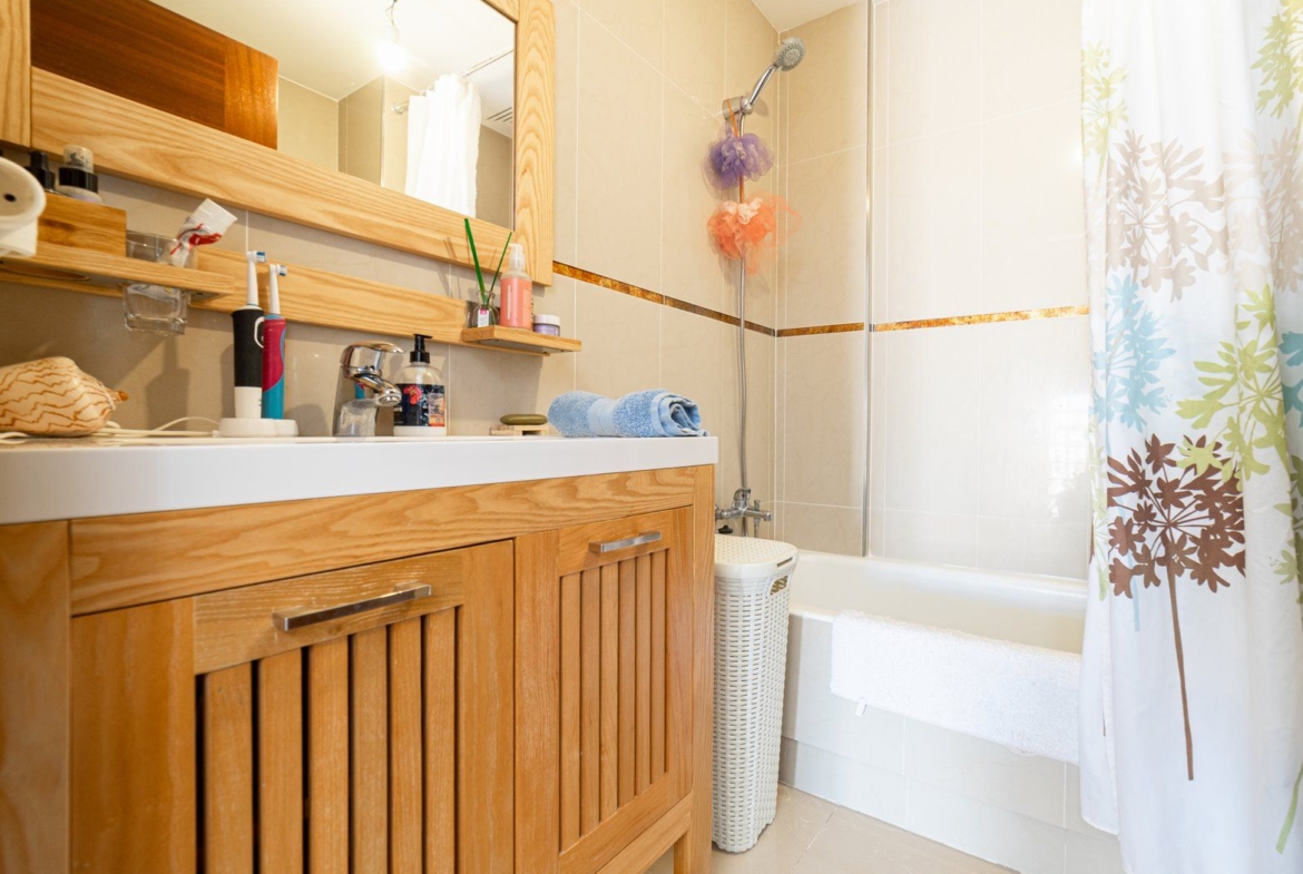 Geräumiges Haus mit Garten in Ses Salines, 4 Schlafzimmer