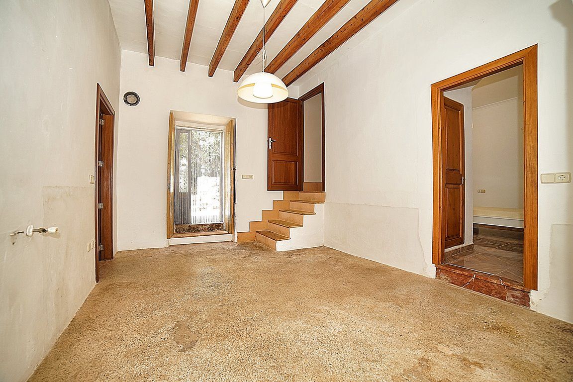 Country House with Pool for Rent Near Santanyí, Mallorca