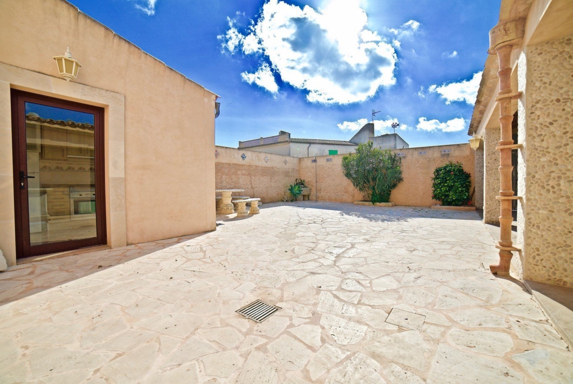 Casa de pueblo renovada en alquiler en Es Llombards, Santanyí