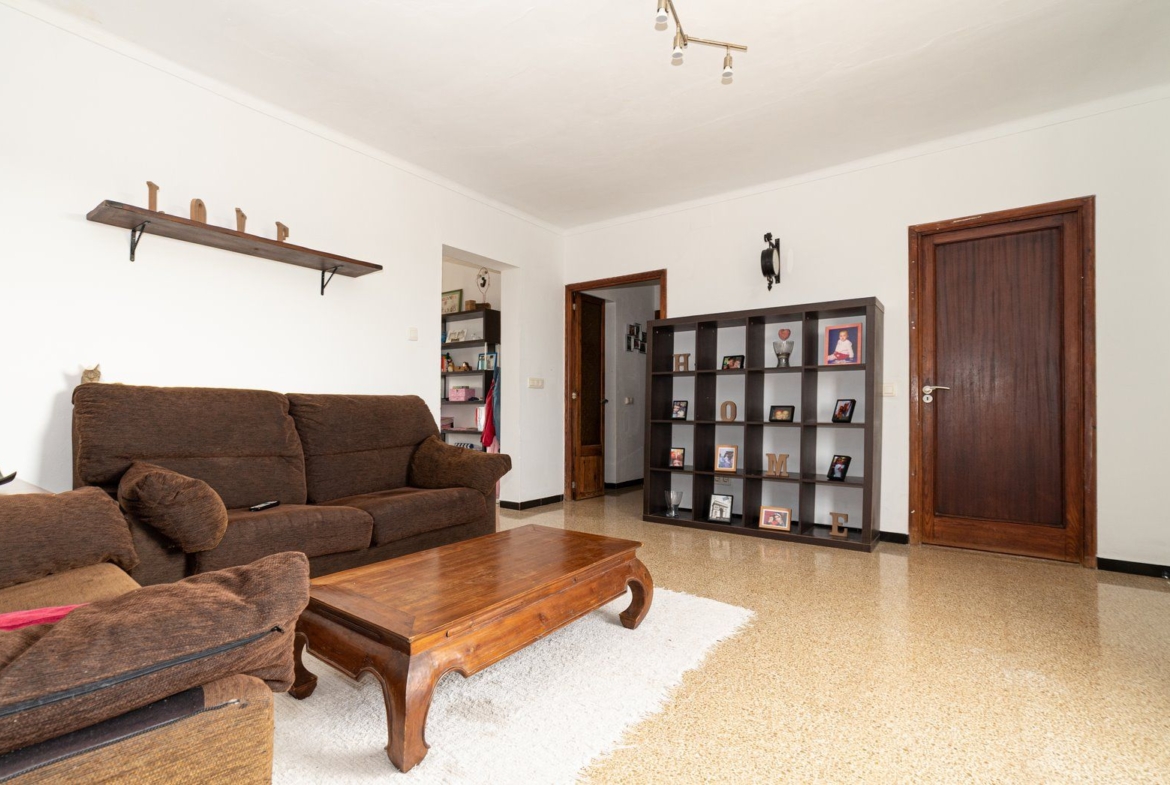 Dorfhaus mit Patio in Ses Salines, 5 Schlafzimmer, 216 m²