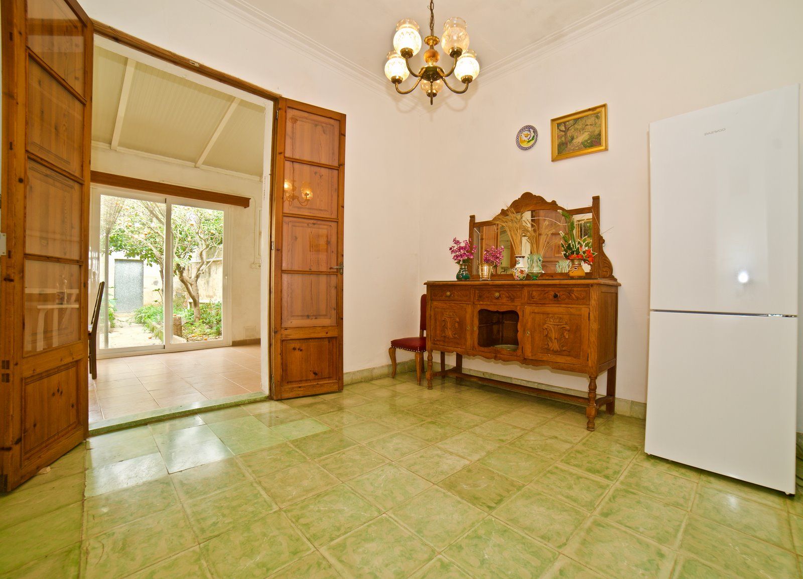 Village House for Rent in Campos with Courtyard and Terrace